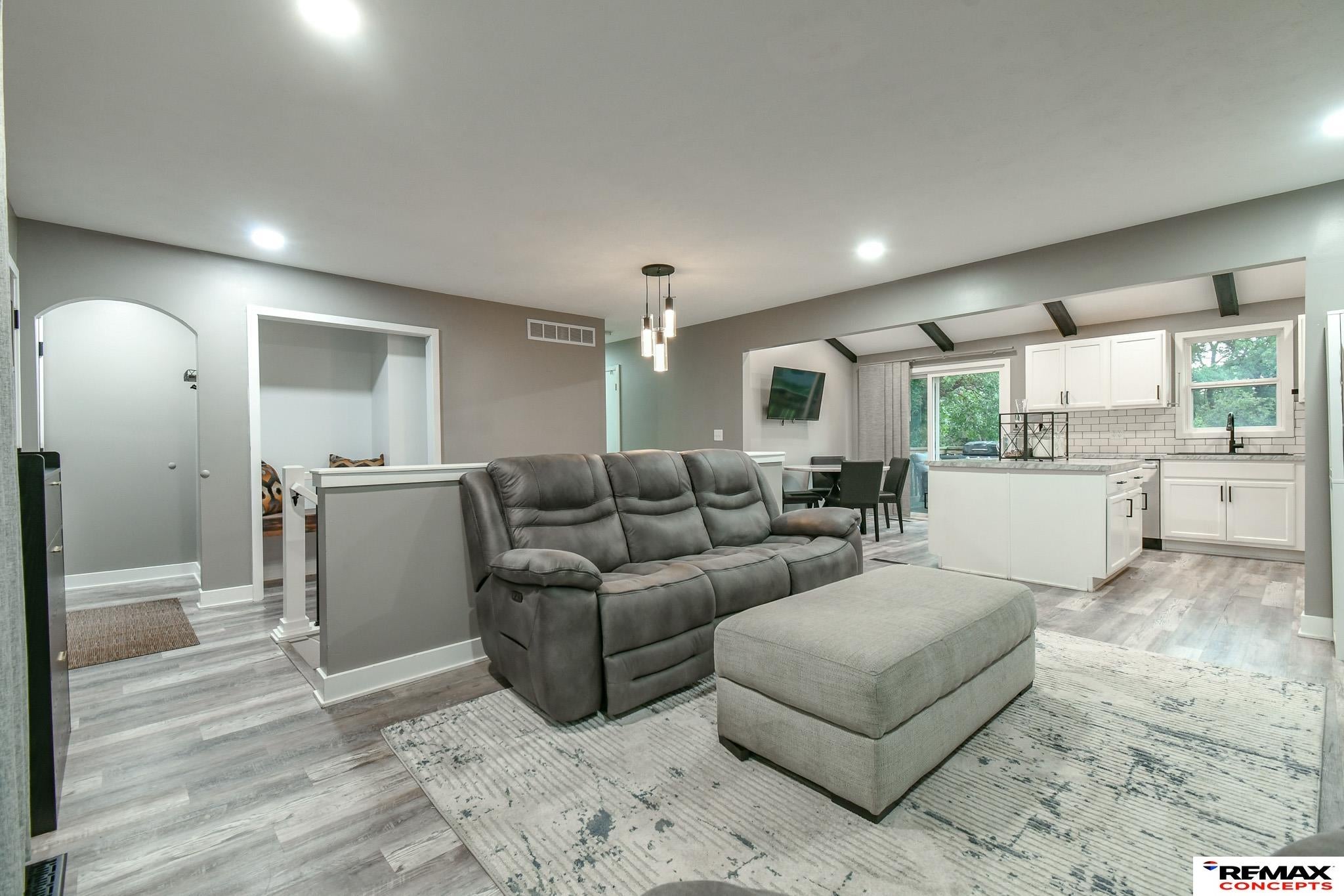 5616 Dogwood Drive