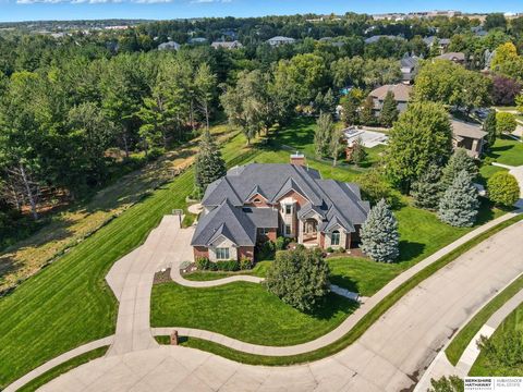 Photo of 17070 Pasadena Court, Omaha, NE 68130 (MLS # 22527408)