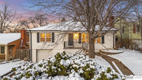 Photo of 5438 Charles Street, Omaha, NE 68132 (MLS # 22534162)