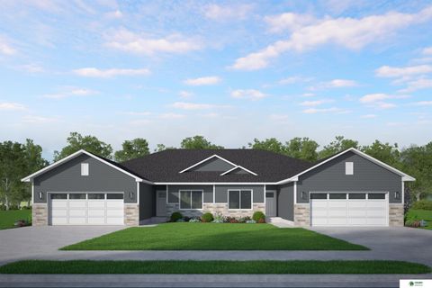 Photo of 1812 N Maine Avenue, York, NE 68467 (MLS # 22618129)