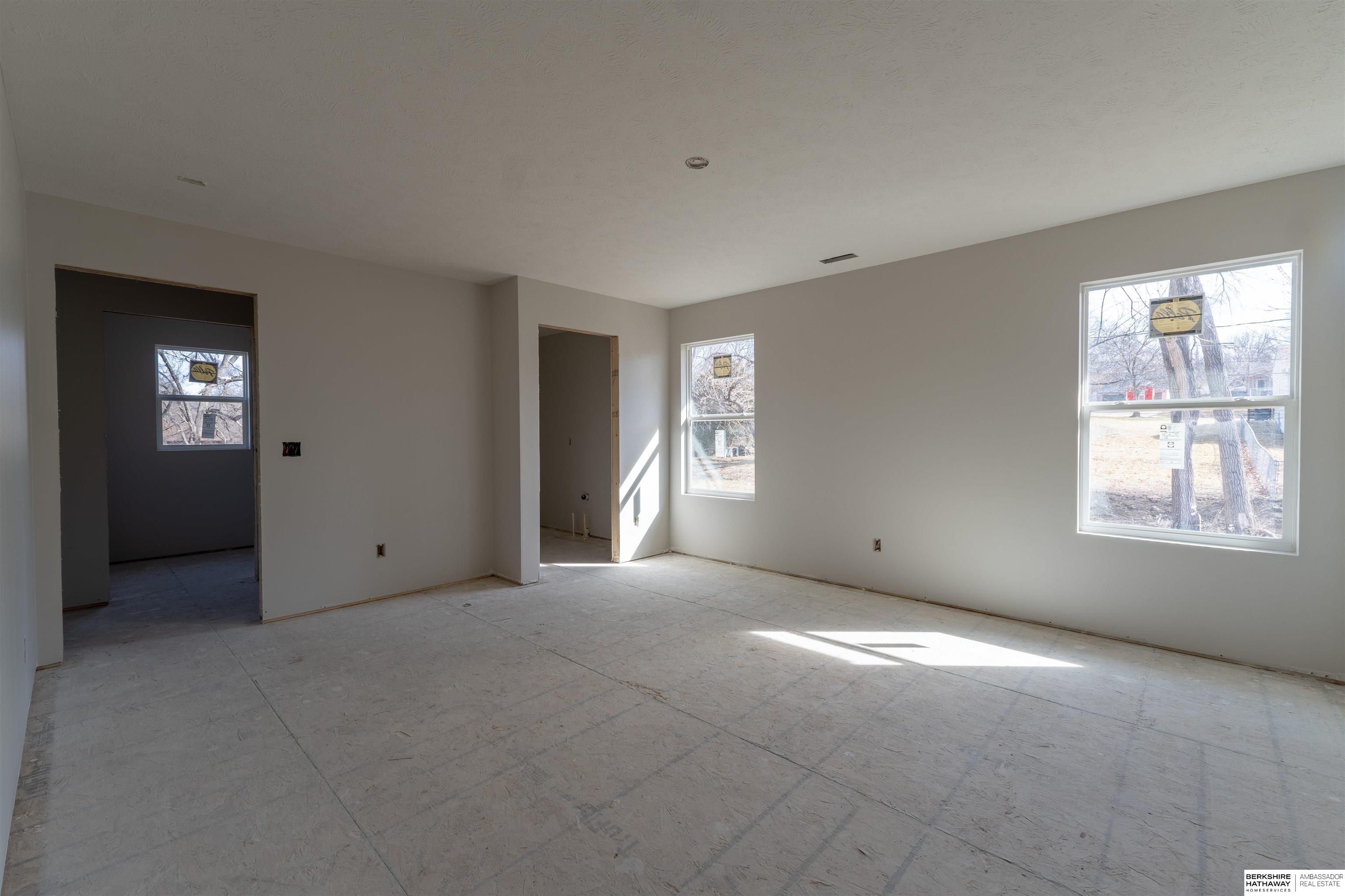 Omaha, Nebraska 68117, United States, 4 Bedrooms Bedrooms, ,3 BathroomsBathrooms,Residential,Active,152657