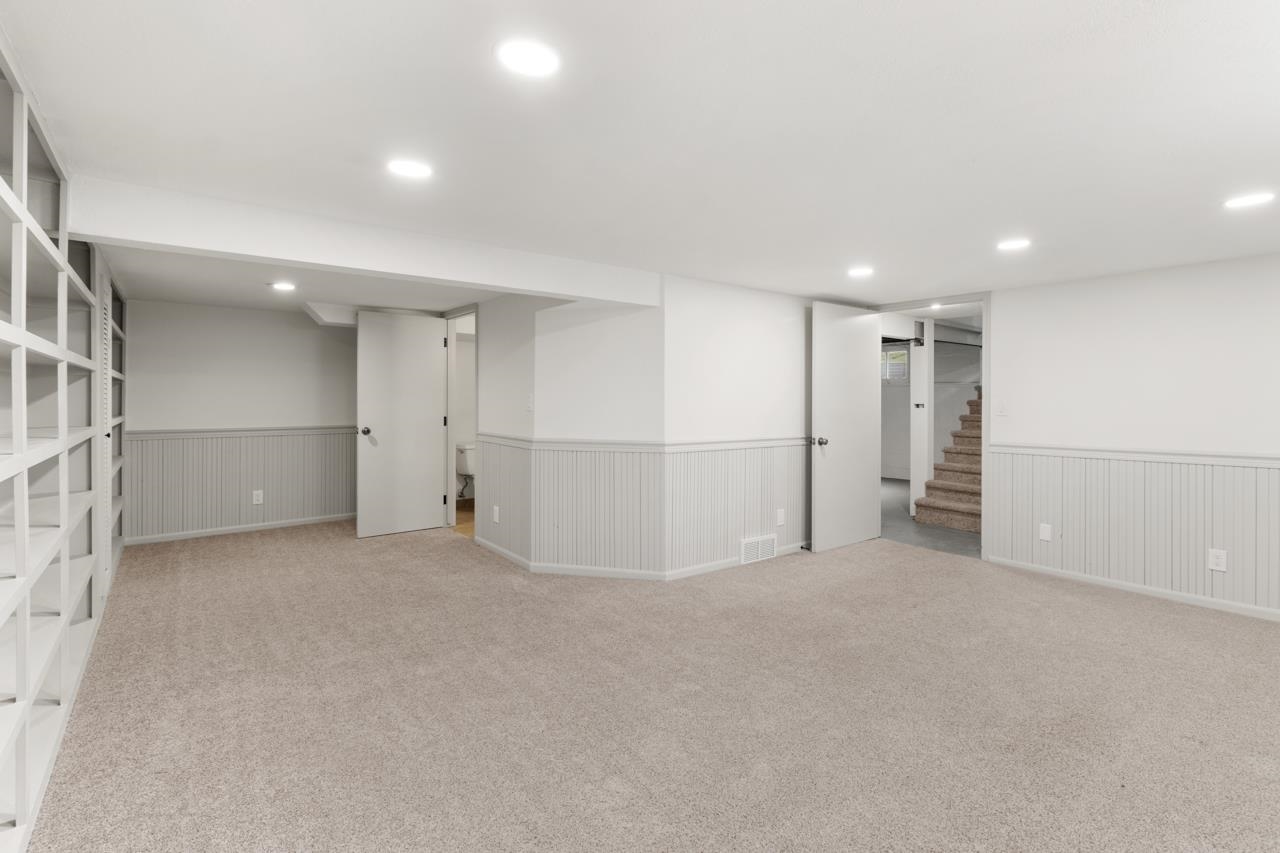 Omaha, Nebraska 68104, United States, 3 Bedrooms Bedrooms, ,2 BathroomsBathrooms,Residential,Active,160927