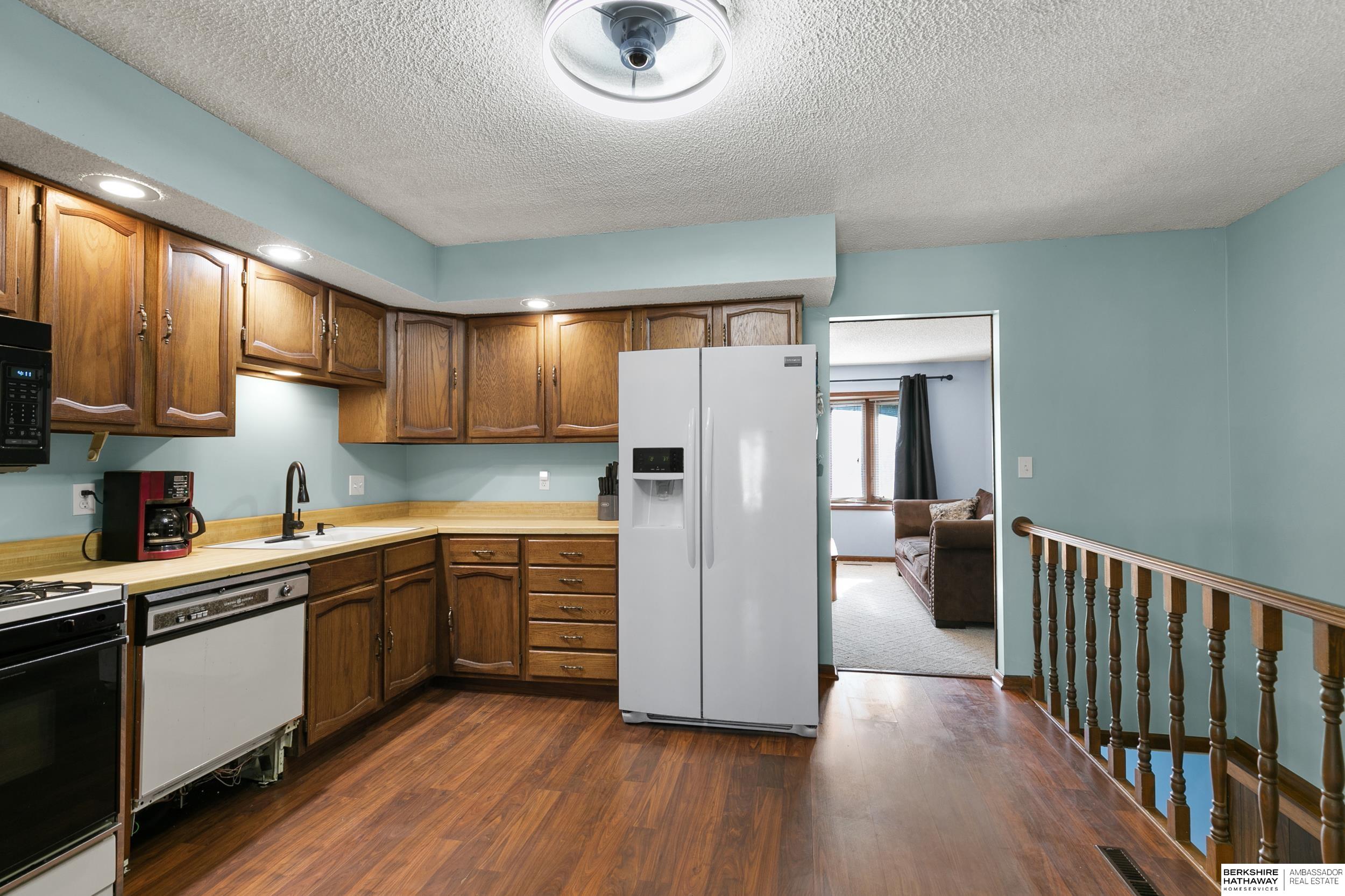 Lincoln, Nebraska 68521, United States, 3 Bedrooms Bedrooms, ,2 BathroomsBathrooms,Residential,Active,225456