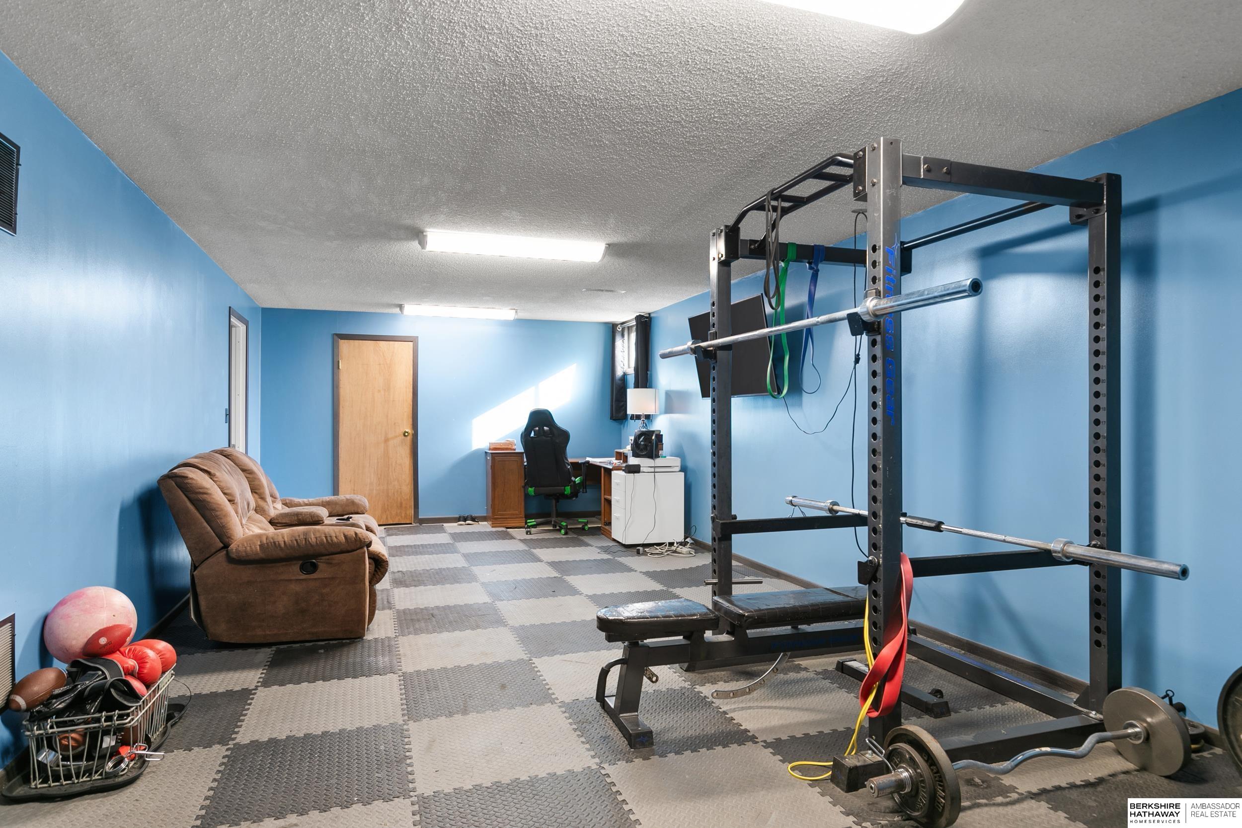 Lincoln, Nebraska 68521, United States, 3 Bedrooms Bedrooms, ,2 BathroomsBathrooms,Residential,Active,225456