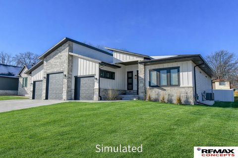Photo of 921 S 88th Street, Lincoln, NE 68520 (MLS # 22609878)