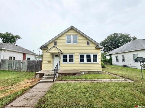 Photo of 4108 N 58th Street, Lincoln, NE 68507 (MLS # 22620898)