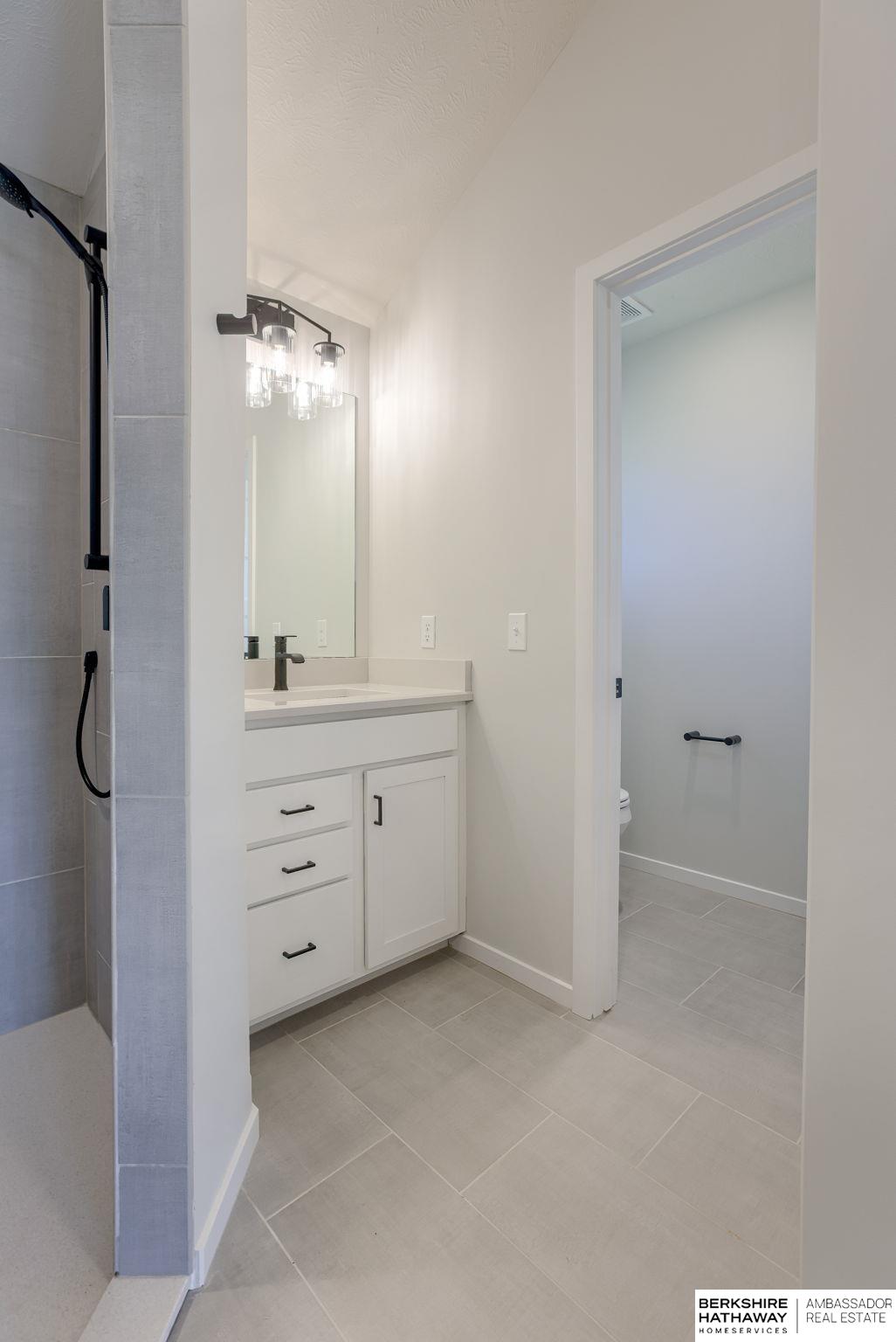 Bellevue, Nebraska 68123, United States, 4 Bedrooms Bedrooms, ,4 BathroomsBathrooms,Residential,Active,201860