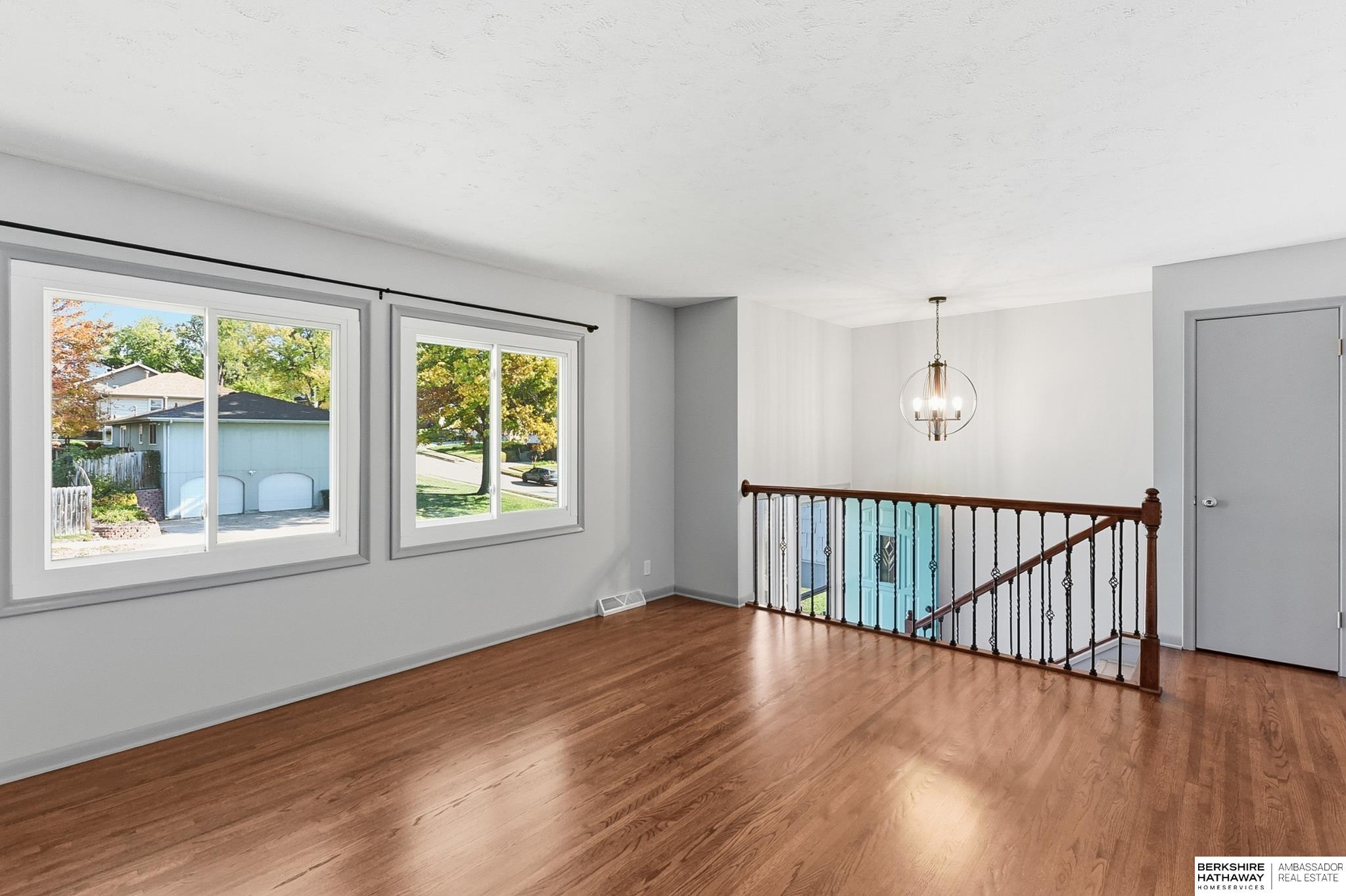 Omaha, Nebraska 68134, United States, 3 Bedrooms Bedrooms, ,2 BathroomsBathrooms,Residential,Active,240179