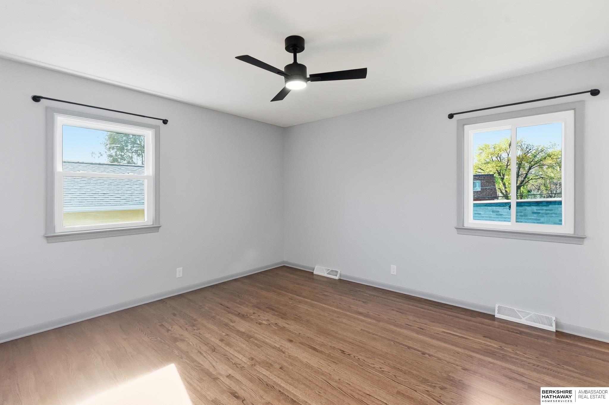 Omaha, Nebraska 68134, United States, 3 Bedrooms Bedrooms, ,2 BathroomsBathrooms,Residential,Active,240179