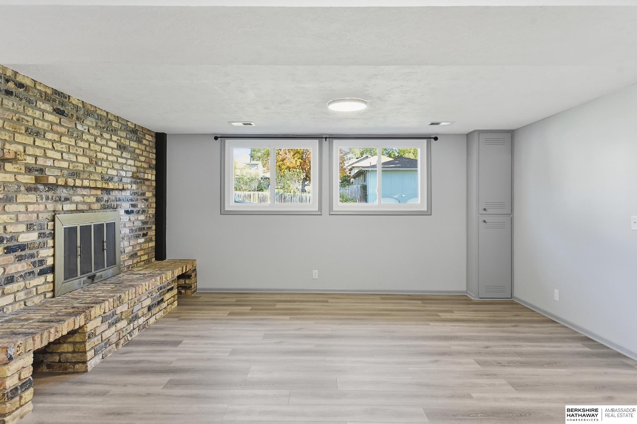 Omaha, Nebraska 68134, United States, 3 Bedrooms Bedrooms, ,2 BathroomsBathrooms,Residential,Active,240179