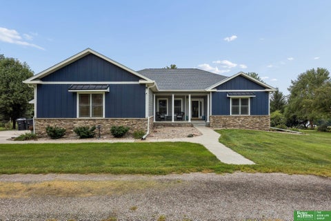 Photo of 20791 Ruff Road, Gretna, NE 68028 (MLS # 22626255)