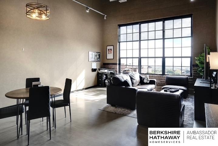 Omaha, Nebraska 68102, United States, 1 Bedroom Bedrooms, ,1 BathroomBathrooms,Residential,Active,223495