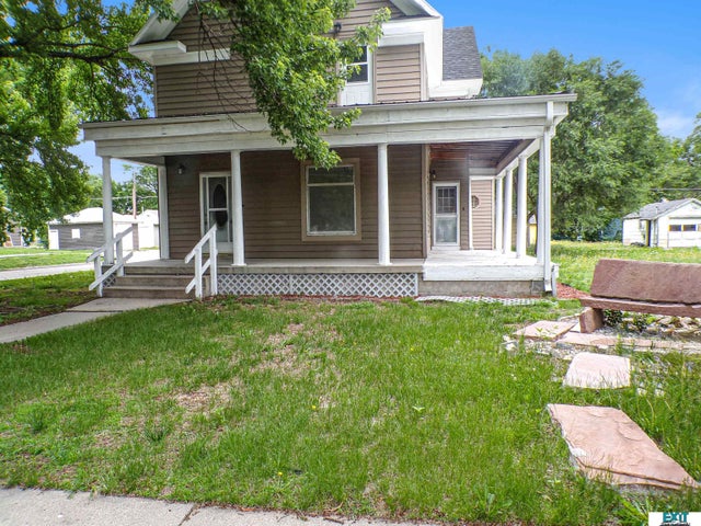 423 Sicily Avenue