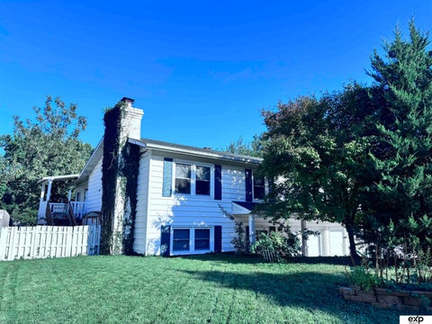 Photo of 4105 N 101st Street, Omaha, NE 68134 (MLS # 22626338)