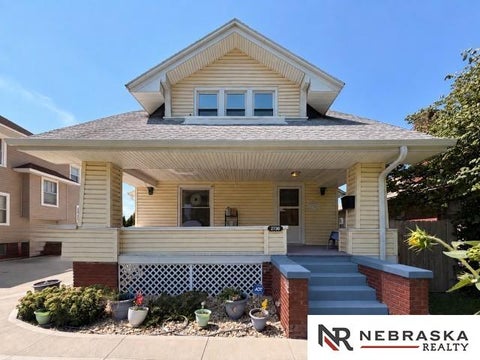 Photo of 2736 Fontenelle Boulevard, Omaha, NE 68104 (MLS # 22626280)