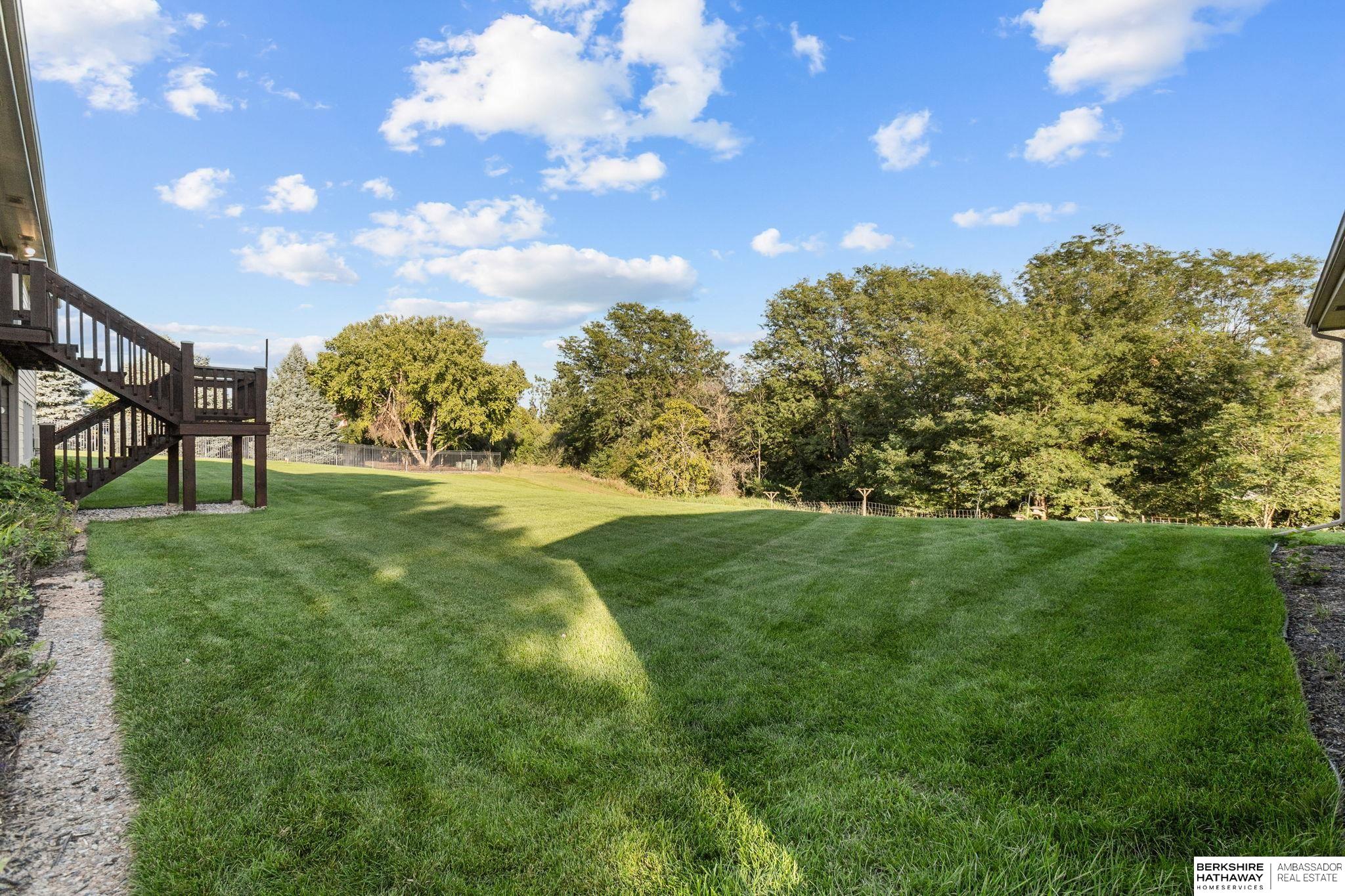 Omaha, Nebraska 68136, United States, 3 Bedrooms Bedrooms, ,3 BathroomsBathrooms,Residential,Pending,215981