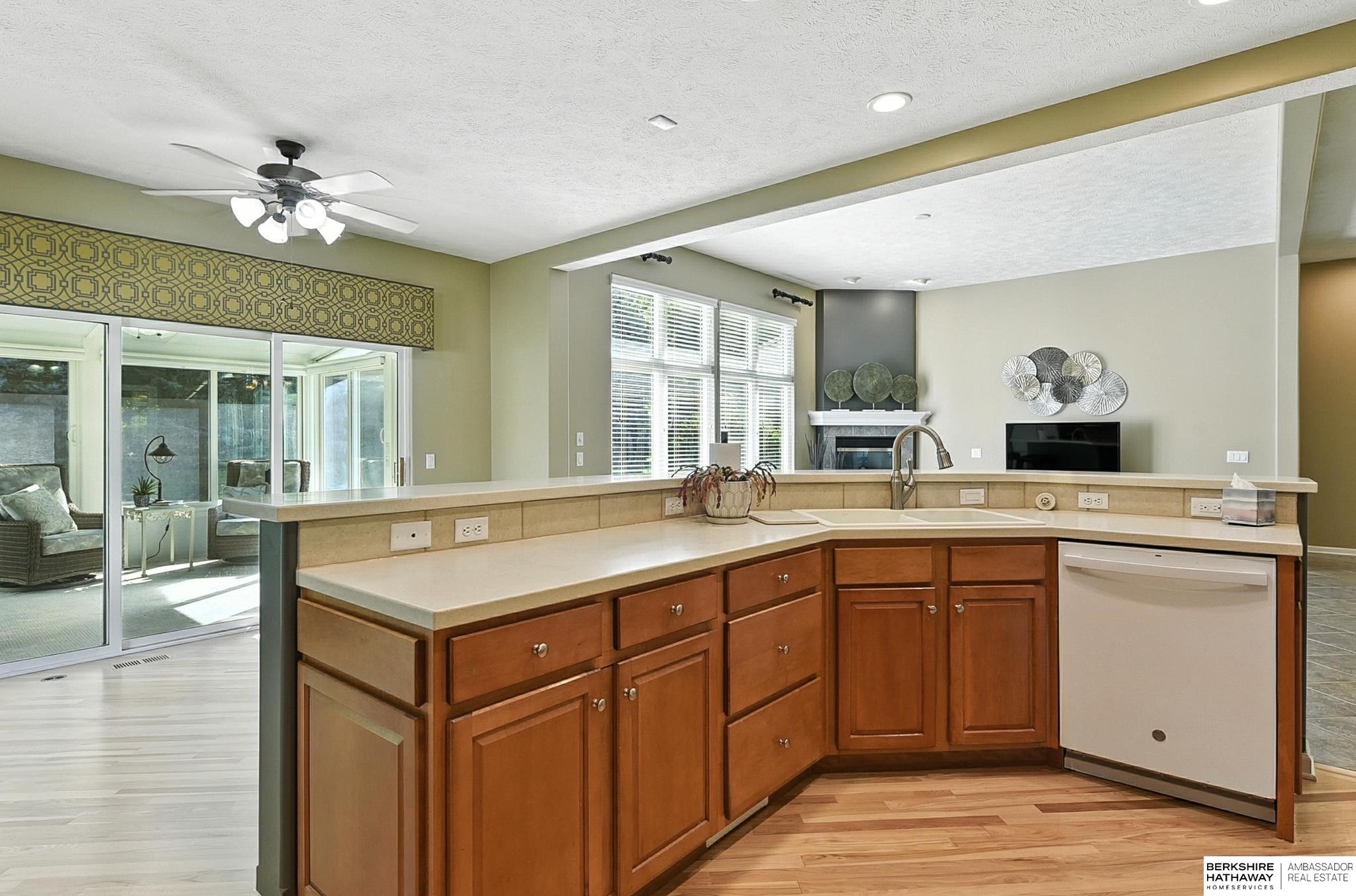 Omaha, Nebraska 68130, United States, 3 Bedrooms Bedrooms, ,3 BathroomsBathrooms,Residential,Active,179297