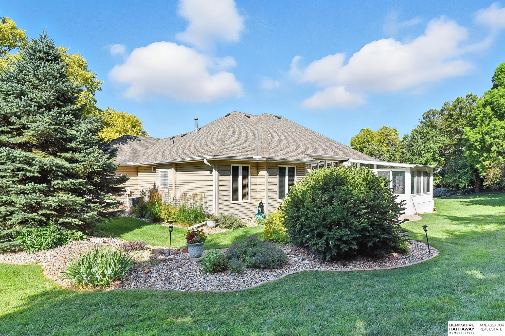 Omaha, Nebraska 68130, United States, 3 Bedrooms Bedrooms, ,3 BathroomsBathrooms,Residential,Active,179297