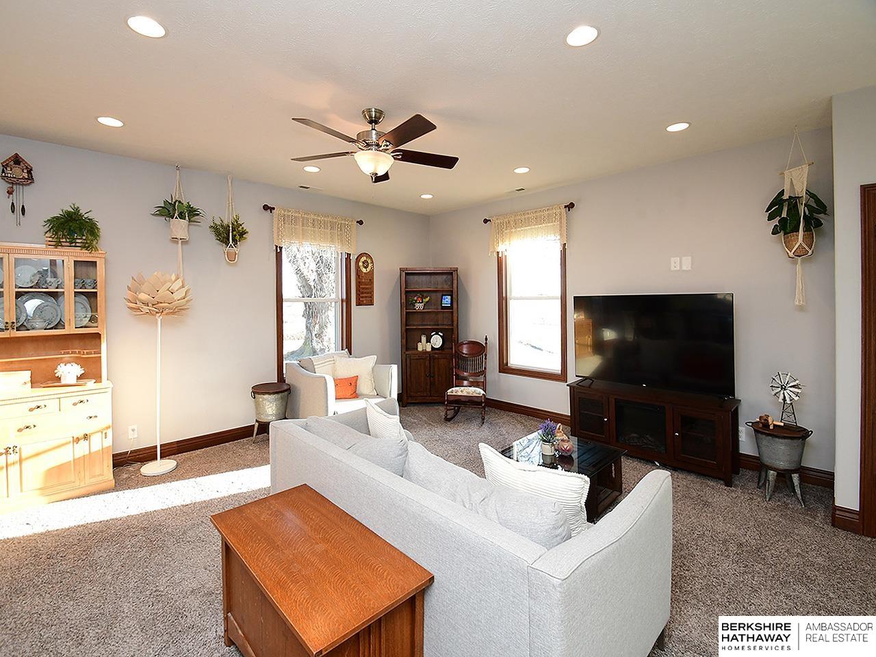 Blair, Nebraska 68008, United States, 2 Bedrooms Bedrooms, ,2 BathroomsBathrooms,Residential,Active,118472