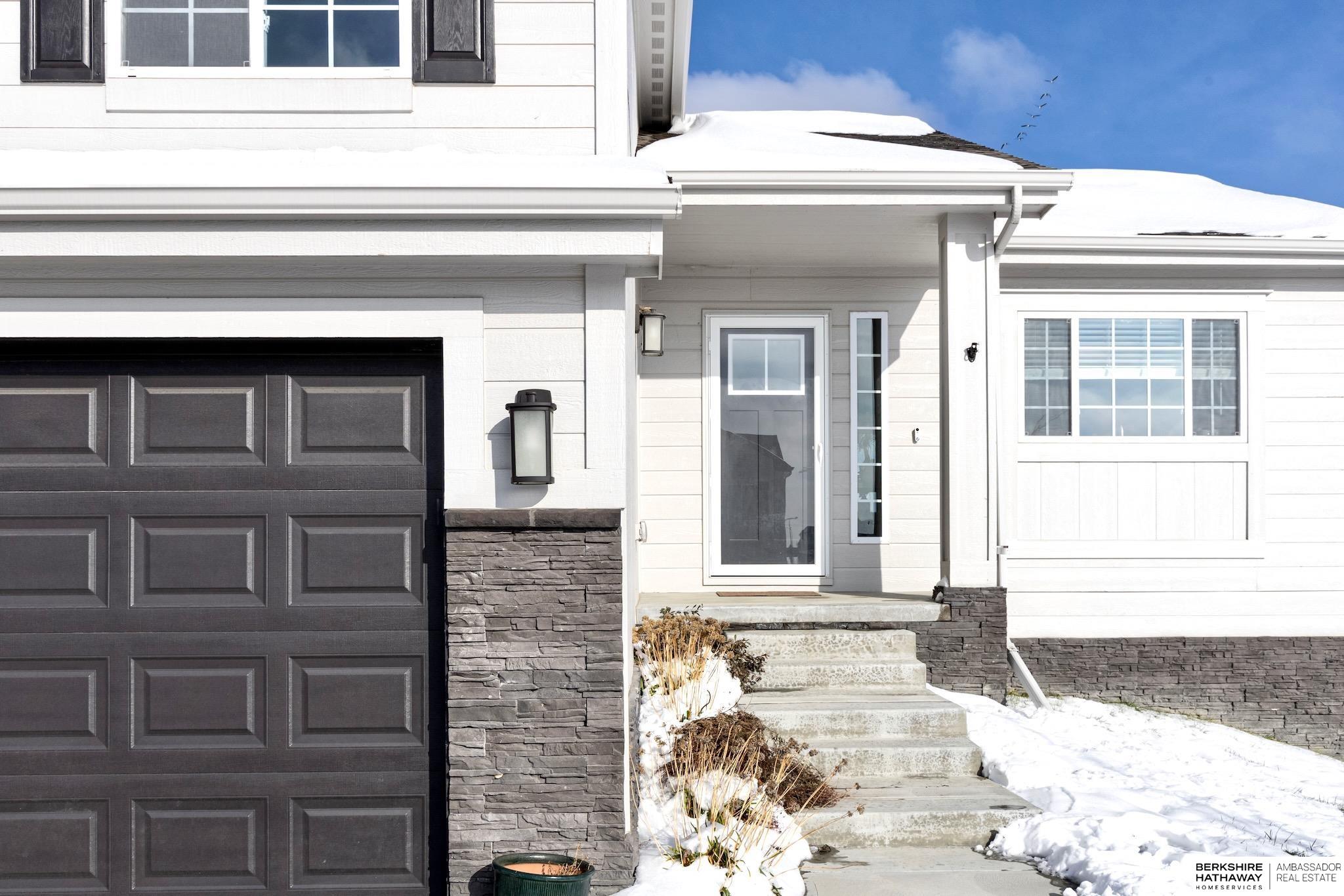 Elkhorn, Nebraska 68022, United States, 3 Bedrooms Bedrooms, ,2 BathroomsBathrooms,Residential,Active,251147