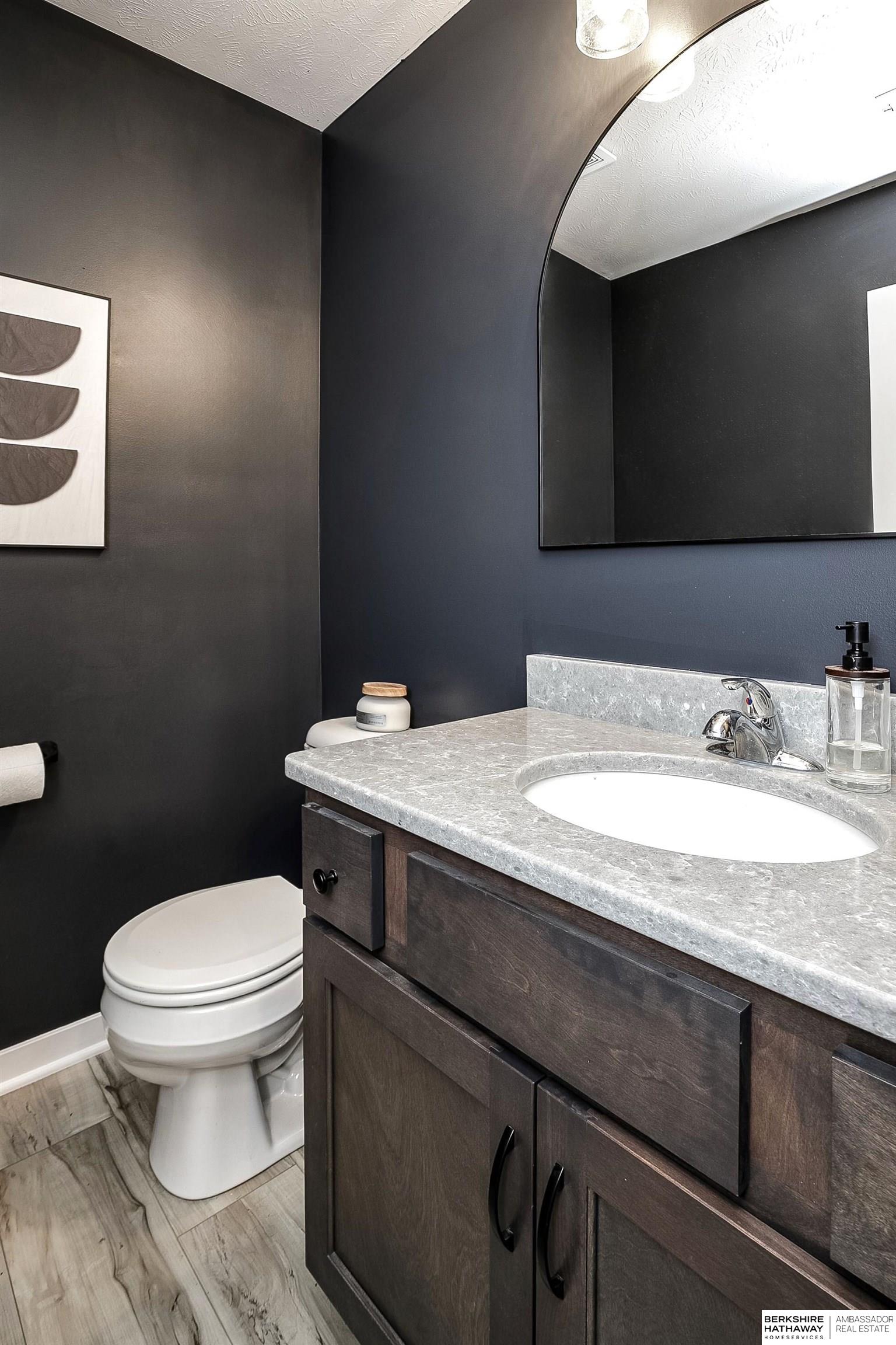 Elkhorn, Nebraska 68022, United States, 3 Bedrooms Bedrooms, ,2 BathroomsBathrooms,Residential,Active,251147