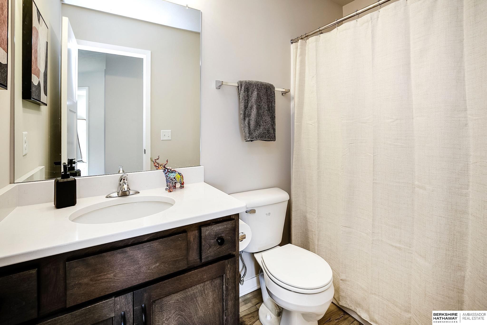 Elkhorn, Nebraska 68022, United States, 3 Bedrooms Bedrooms, ,2 BathroomsBathrooms,Residential,Active,251147