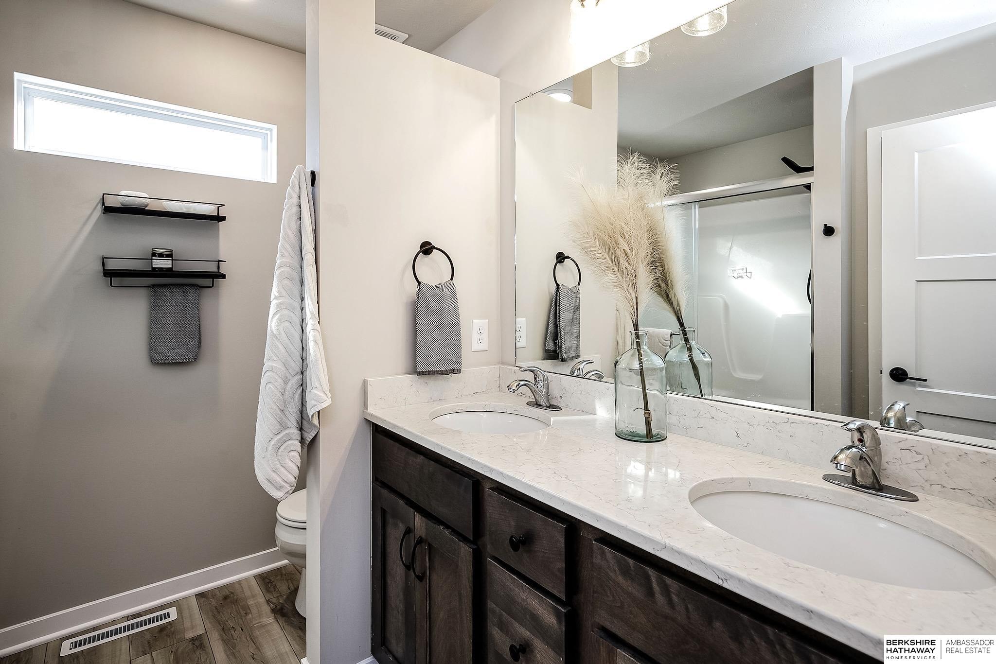 Elkhorn, Nebraska 68022, United States, 3 Bedrooms Bedrooms, ,2 BathroomsBathrooms,Residential,Active,251147