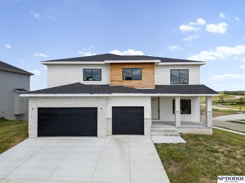 Photo of 11001 N 170 Street, Bennington, NE 68007 (MLS # 22517326)