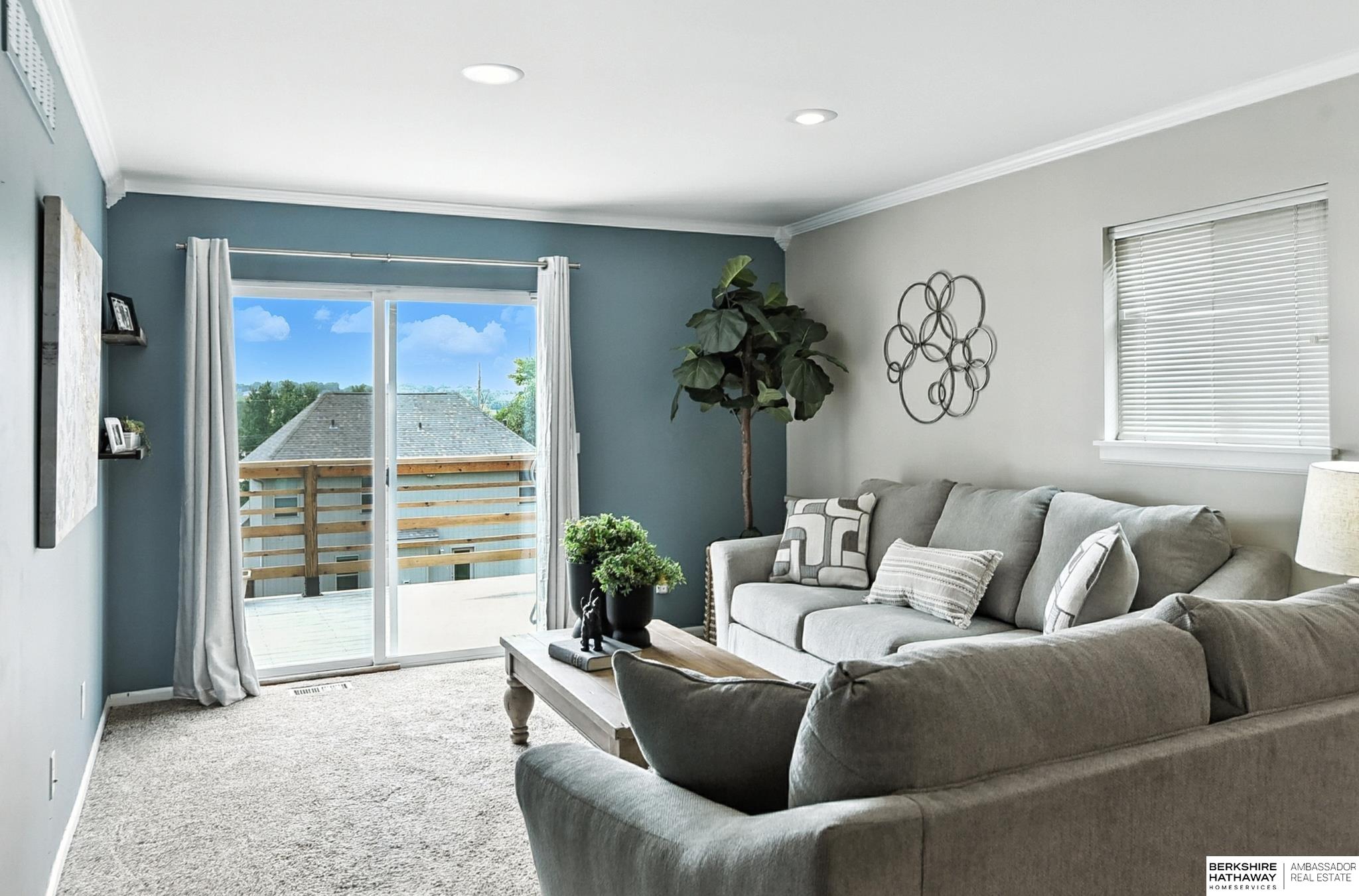 Omaha, Nebraska 68106, United States, 4 Bedrooms Bedrooms, ,3 BathroomsBathrooms,Residential,Active,195933