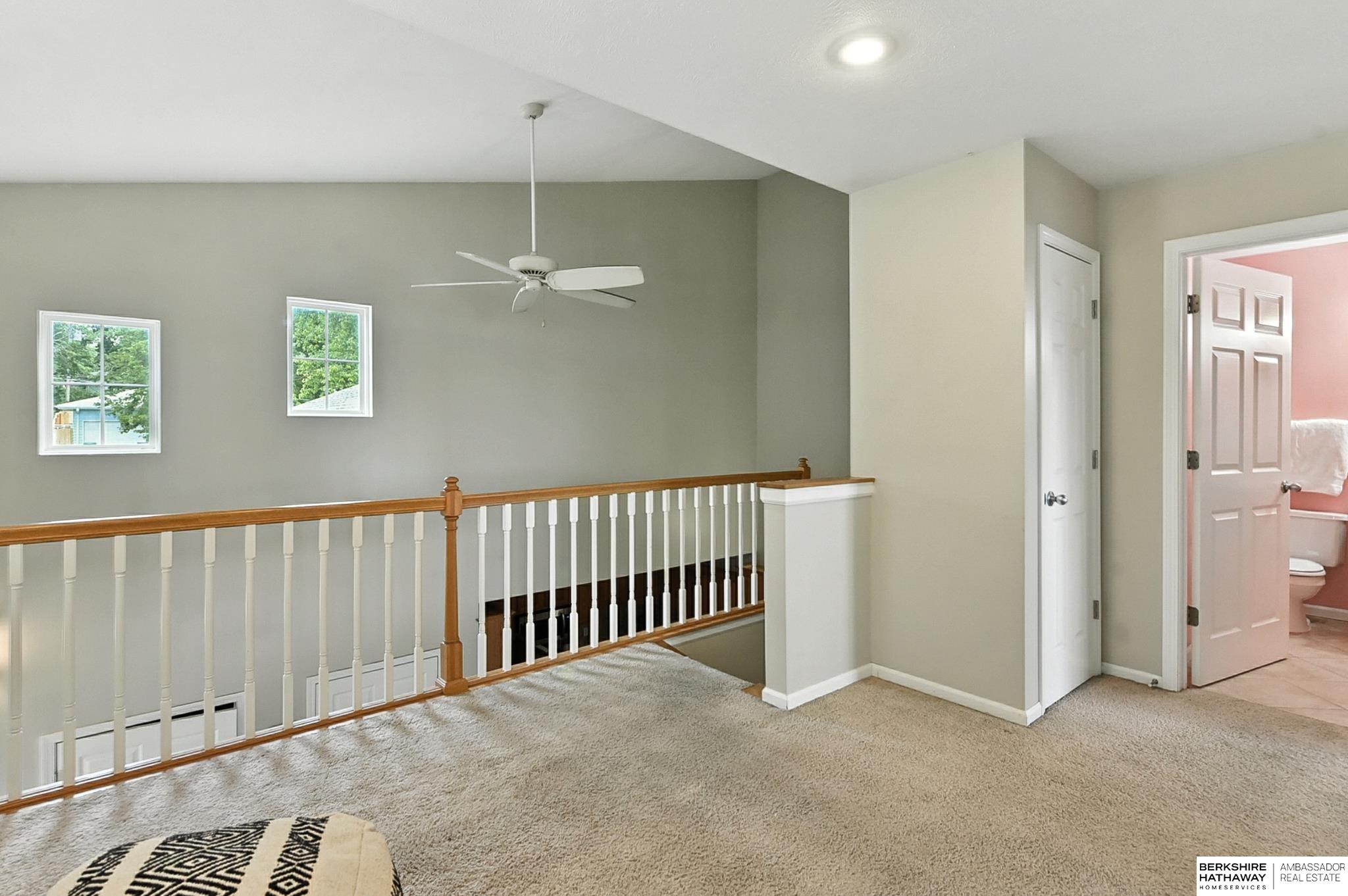 Omaha, Nebraska 68106, United States, 4 Bedrooms Bedrooms, ,3 BathroomsBathrooms,Residential,Active,195933