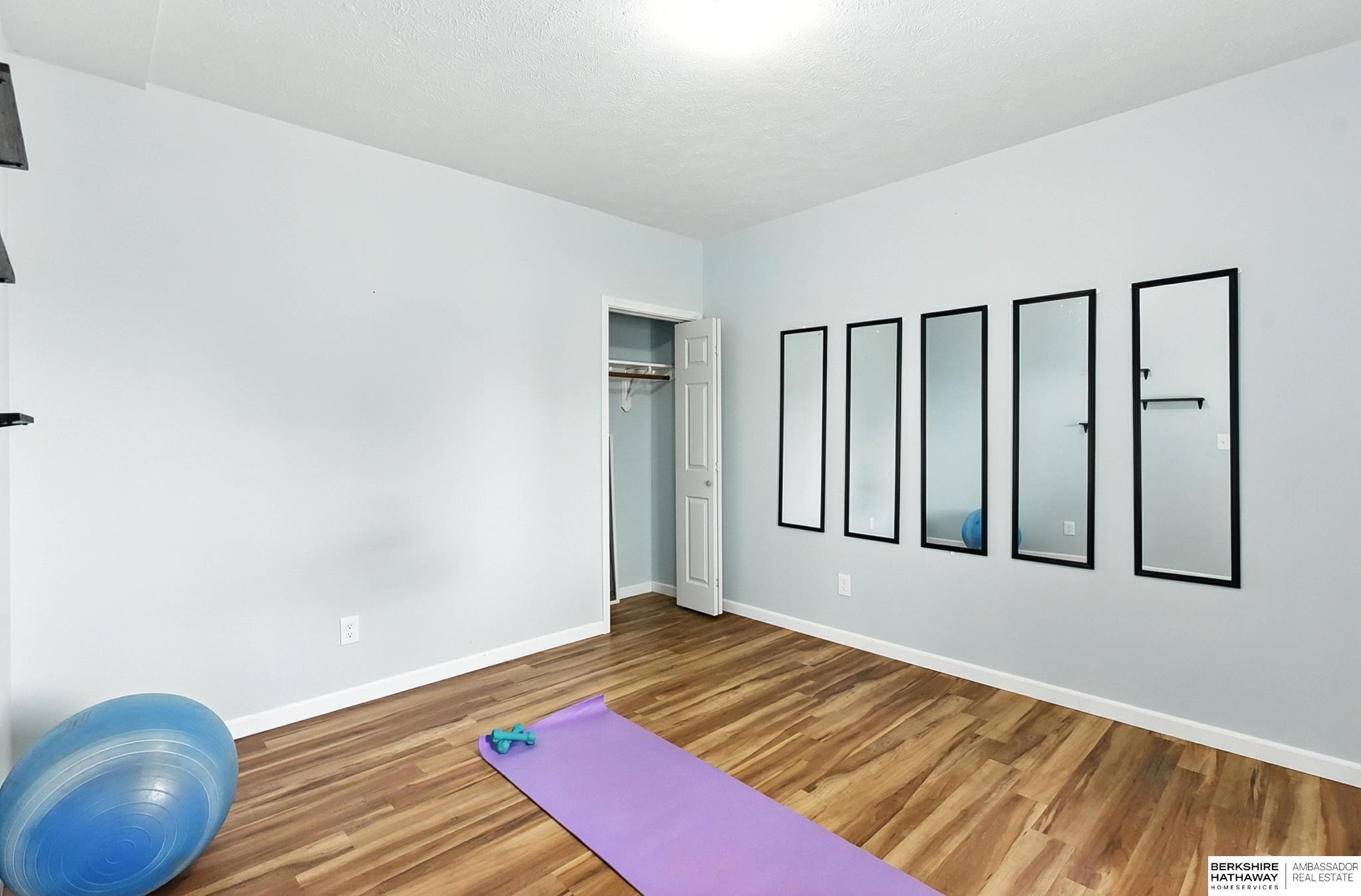 Omaha, Nebraska 68106, United States, 4 Bedrooms Bedrooms, ,3 BathroomsBathrooms,Residential,Active,195933