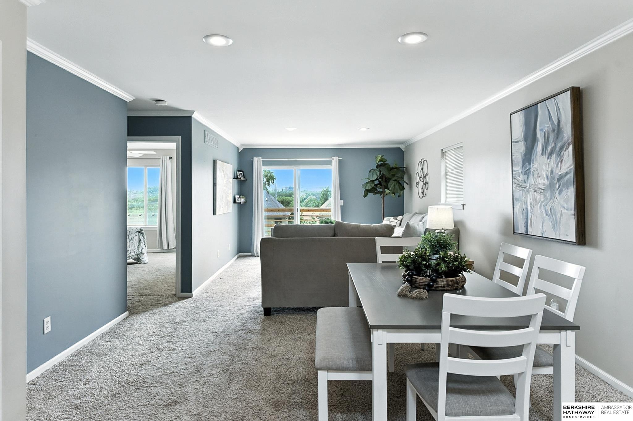 Omaha, Nebraska 68106, United States, 4 Bedrooms Bedrooms, ,3 BathroomsBathrooms,Residential,Active,195933