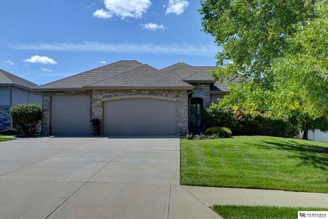 Photo of 15213 Norwick Drive, Omaha, NE 68116 (MLS # 22613361)