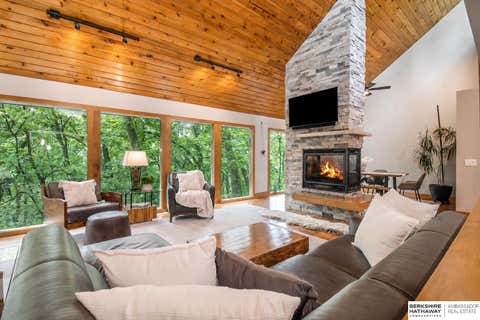 Photo of 1606 Camp Gifford Road, Bellevue, NE 68005 (MLS # 22612649)