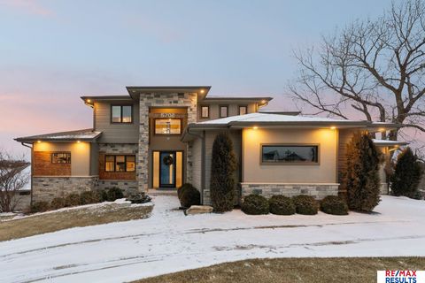 Photo of 5702 S 234 Street, Elkhorn, NE 68022 (MLS # 22602862)