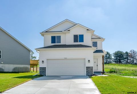 Photo of 7932 N 93rd Street, Omaha, NE 68122 (MLS # 22604132)