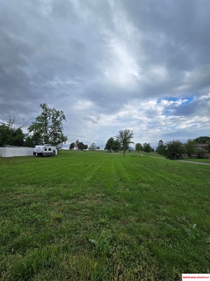 BELL ST, BEATRICE, NE 68310 - Image a7fda723c5f35f1664bbfc405d23cbfd/2154790251