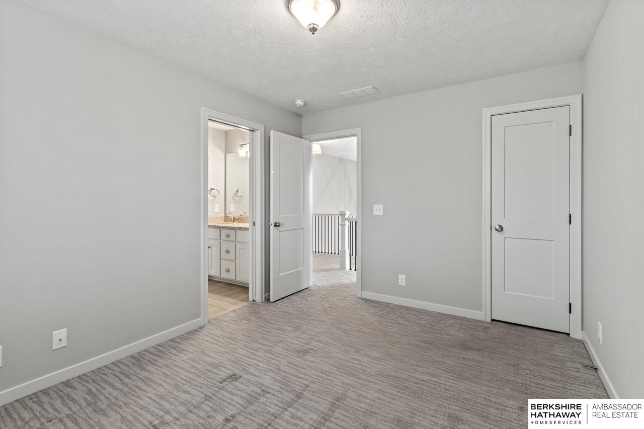 Elkhorn, Nebraska 68022, United States, 4 Bedrooms Bedrooms, ,4 BathroomsBathrooms,Residential,Pending,153424