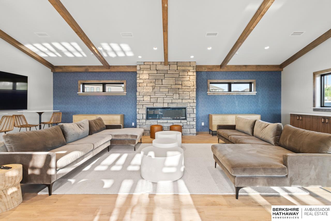 Elkhorn, Nebraska 68022, United States, 4 Bedrooms Bedrooms, ,4 BathroomsBathrooms,Residential,Pending,153424