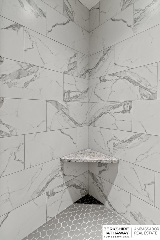 Elkhorn, Nebraska 68022, United States, 4 Bedrooms Bedrooms, ,4 BathroomsBathrooms,Residential,Pending,153424