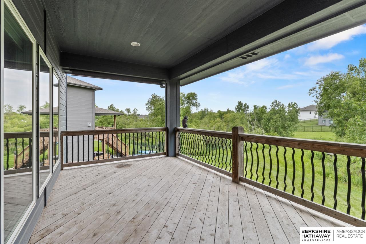 Elkhorn, Nebraska 68022, United States, 4 Bedrooms Bedrooms, ,4 BathroomsBathrooms,Residential,Pending,153424