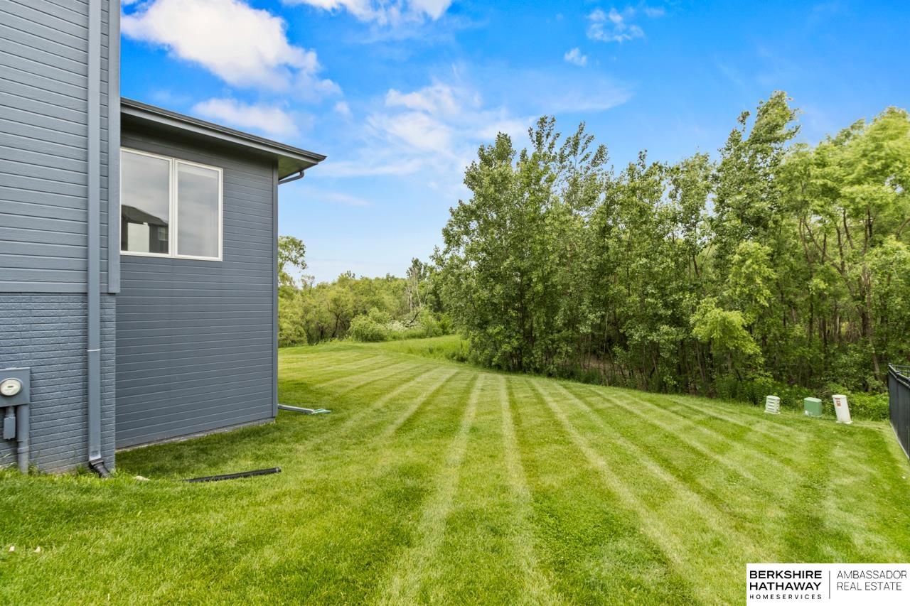 Elkhorn, Nebraska 68022, United States, 4 Bedrooms Bedrooms, ,4 BathroomsBathrooms,Residential,Pending,153424