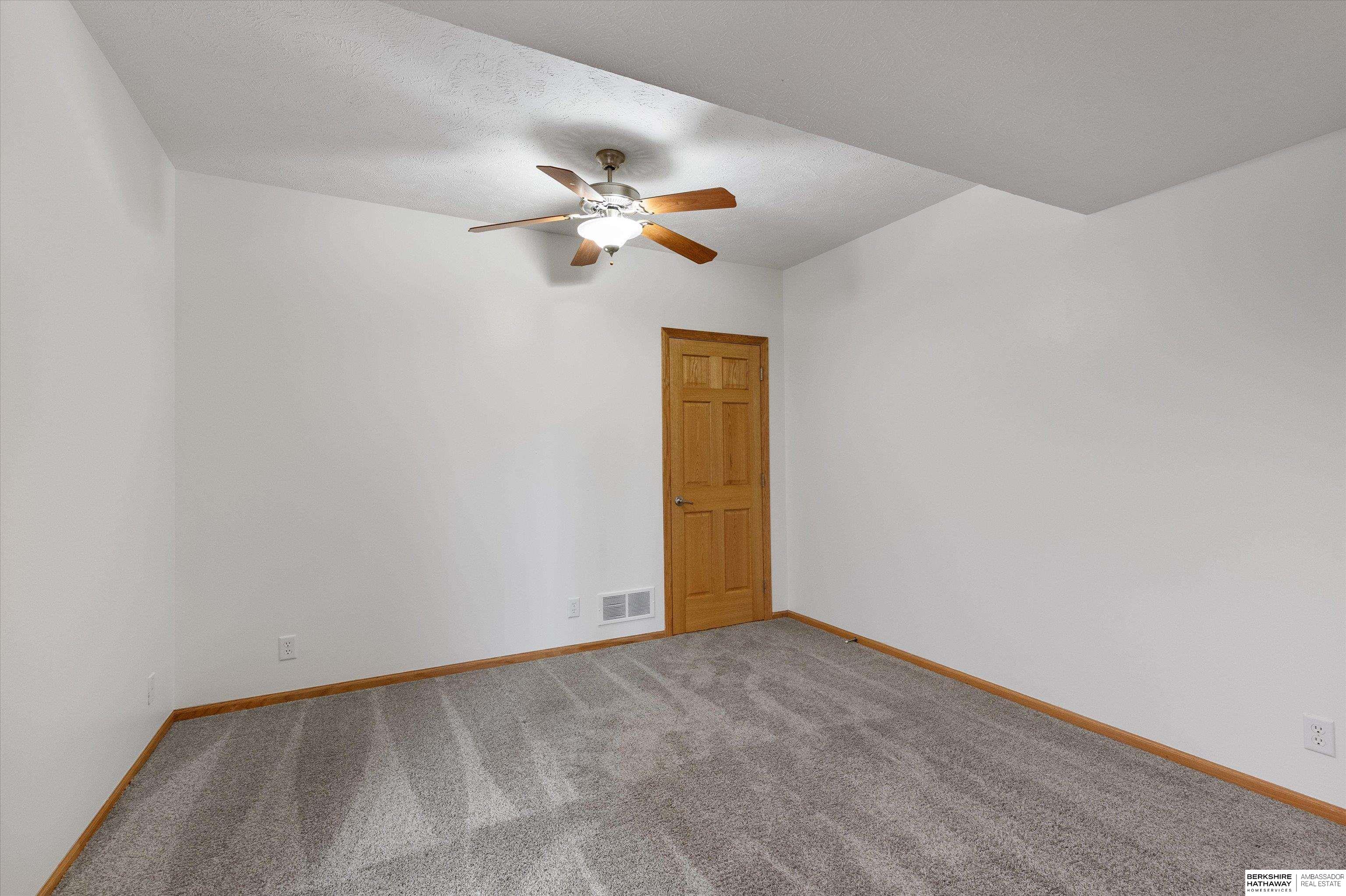 Bennington, Nebraska 68007, United States, 4 Bedrooms Bedrooms, ,3 BathroomsBathrooms,Residential,Active,166466