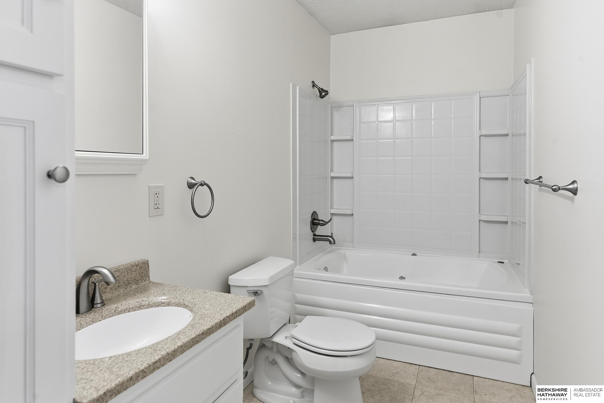 Omaha, Nebraska 68137, United States, 3 Bedrooms Bedrooms, ,1 BathroomBathrooms,Residential,Active,241714