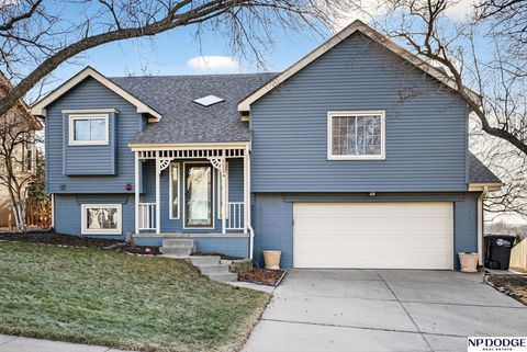 Photo of 5524 N 113th Street, Omaha, NE 68164 (MLS # 22602565)