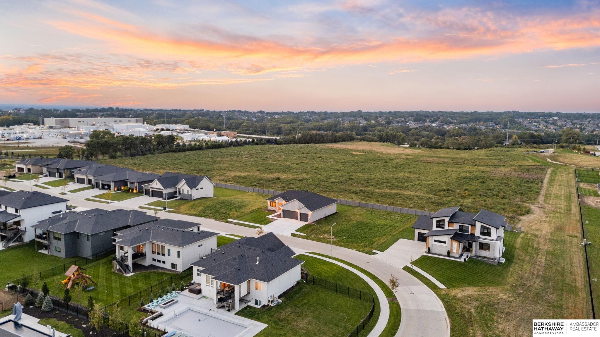 Elkhorn, Nebraska 68022, United States, 5 Bedrooms Bedrooms, ,3 BathroomsBathrooms,Residential,Active,207505