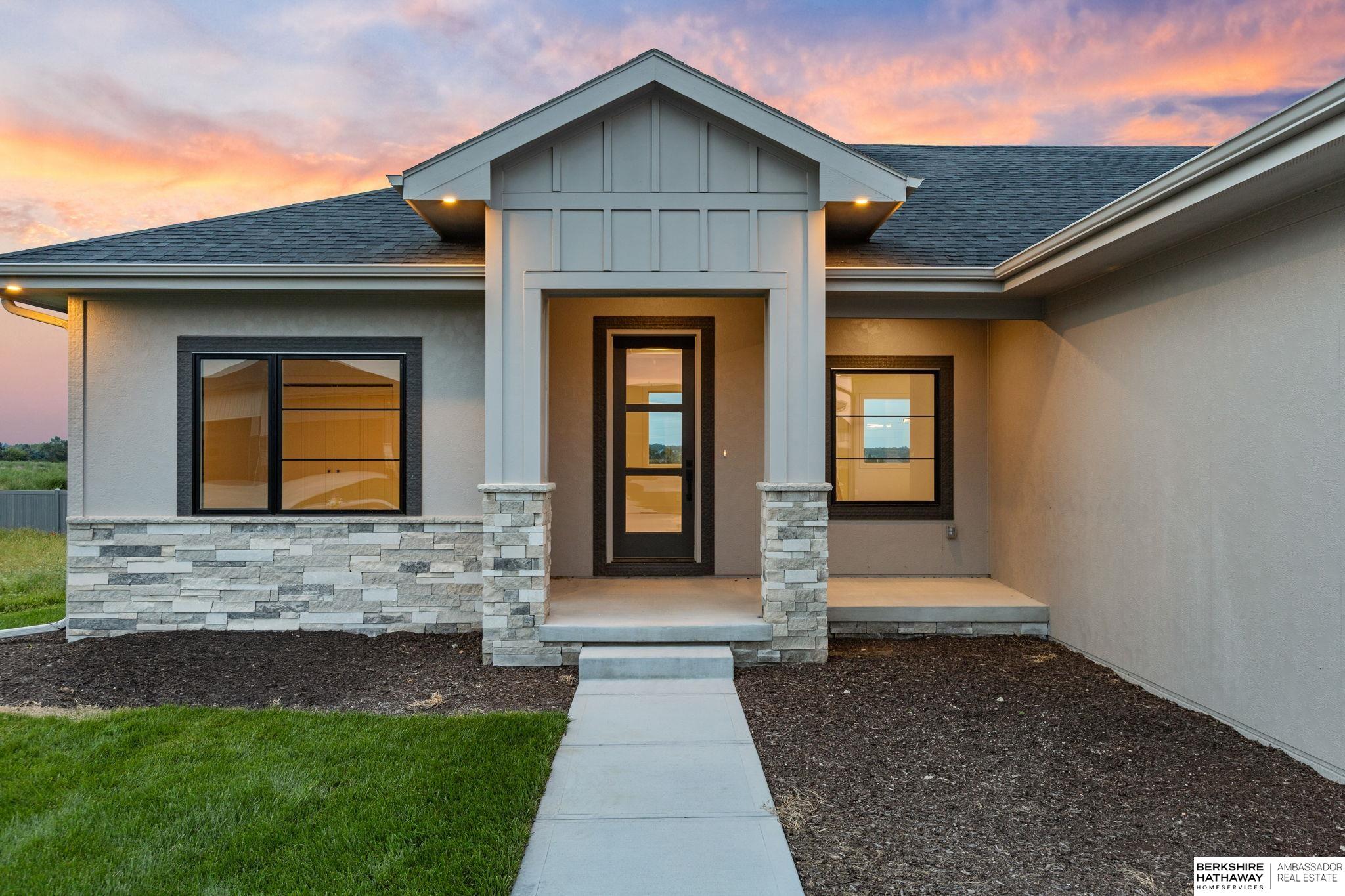 Elkhorn, Nebraska 68022, United States, 5 Bedrooms Bedrooms, ,3 BathroomsBathrooms,Residential,Active,207505