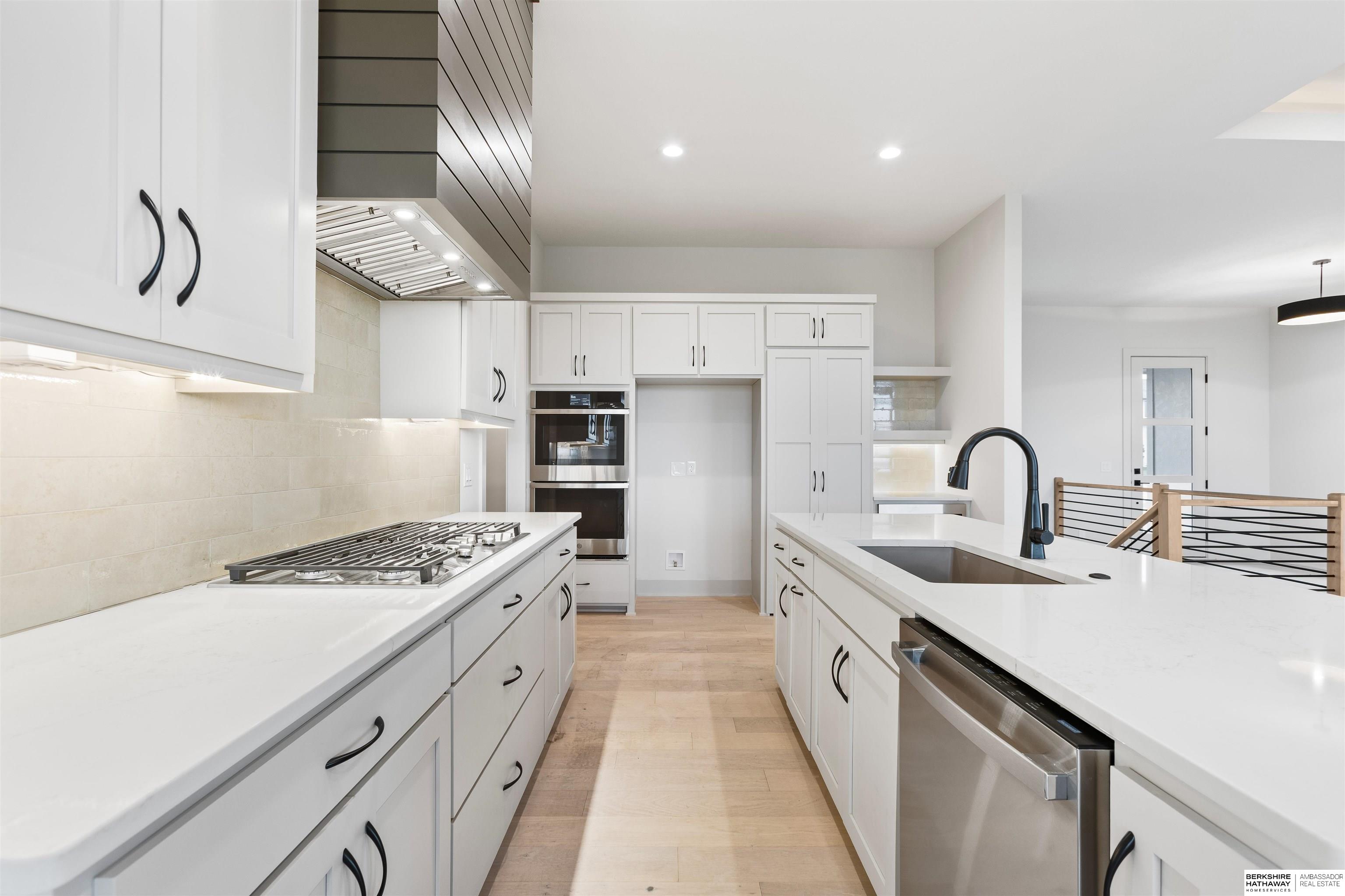 Elkhorn, Nebraska 68022, United States, 5 Bedrooms Bedrooms, ,3 BathroomsBathrooms,Residential,Active,207505