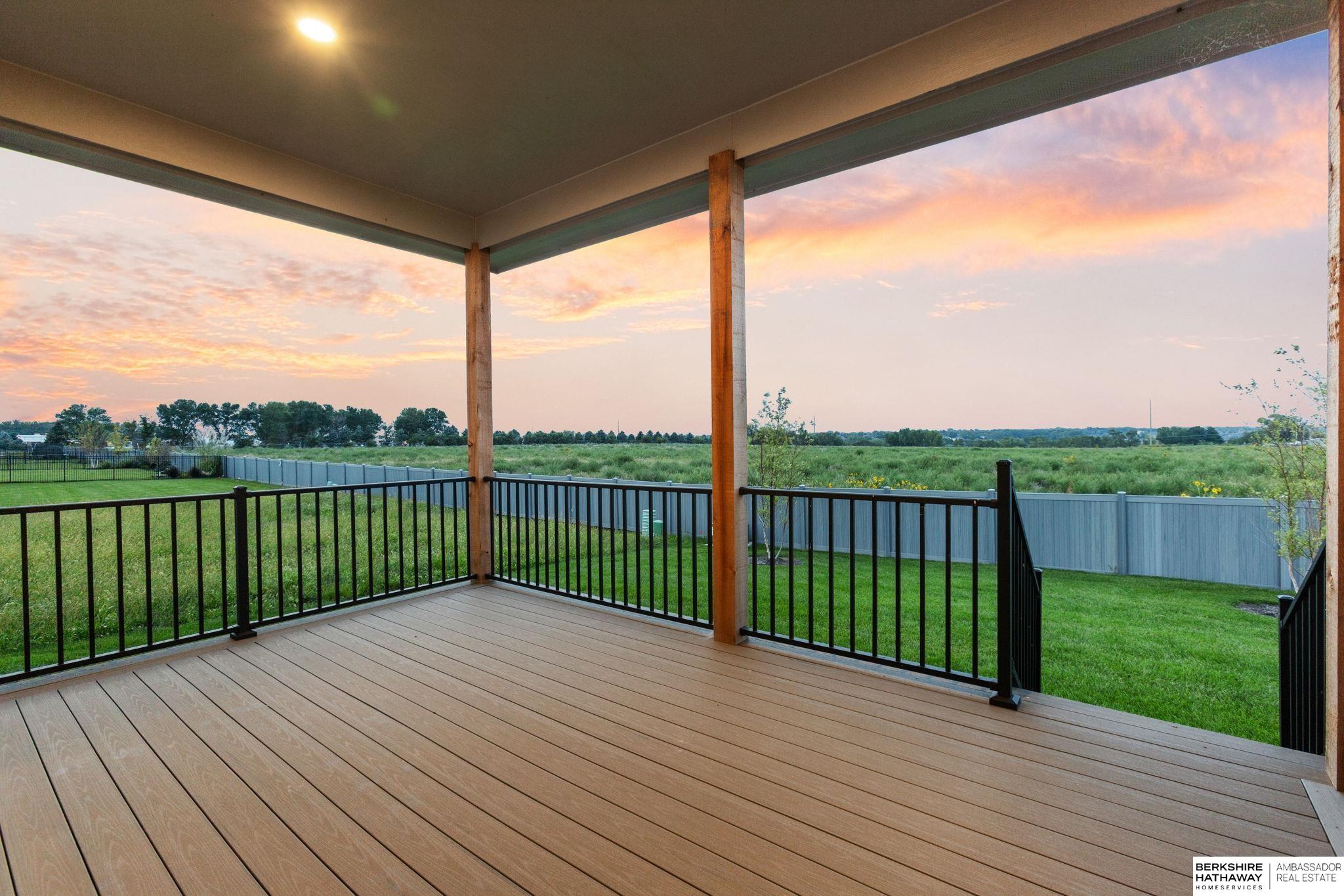 Elkhorn, Nebraska 68022, United States, 5 Bedrooms Bedrooms, ,3 BathroomsBathrooms,Residential,Active,207505