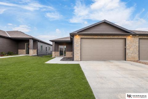 Photo of 2848 Sheila Lane, Lincoln, NE 68516 (MLS # 22611698)